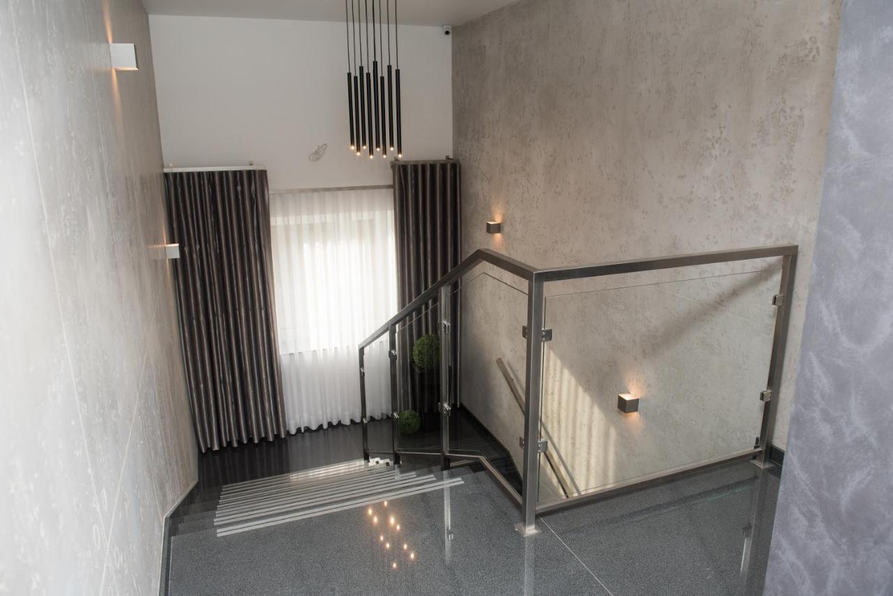 Geris Aparthotel Czestochowa Exterior photo