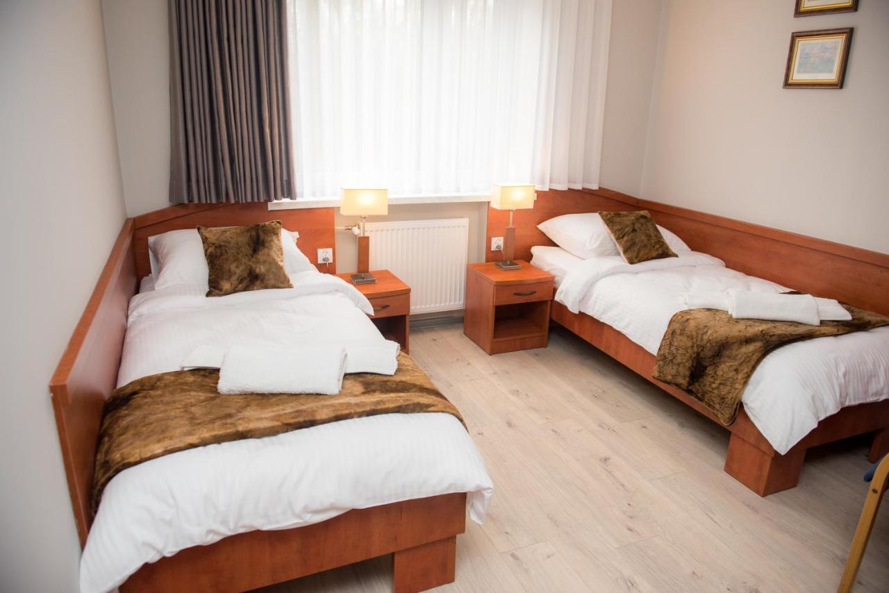 Geris Aparthotel Czestochowa Exterior photo
