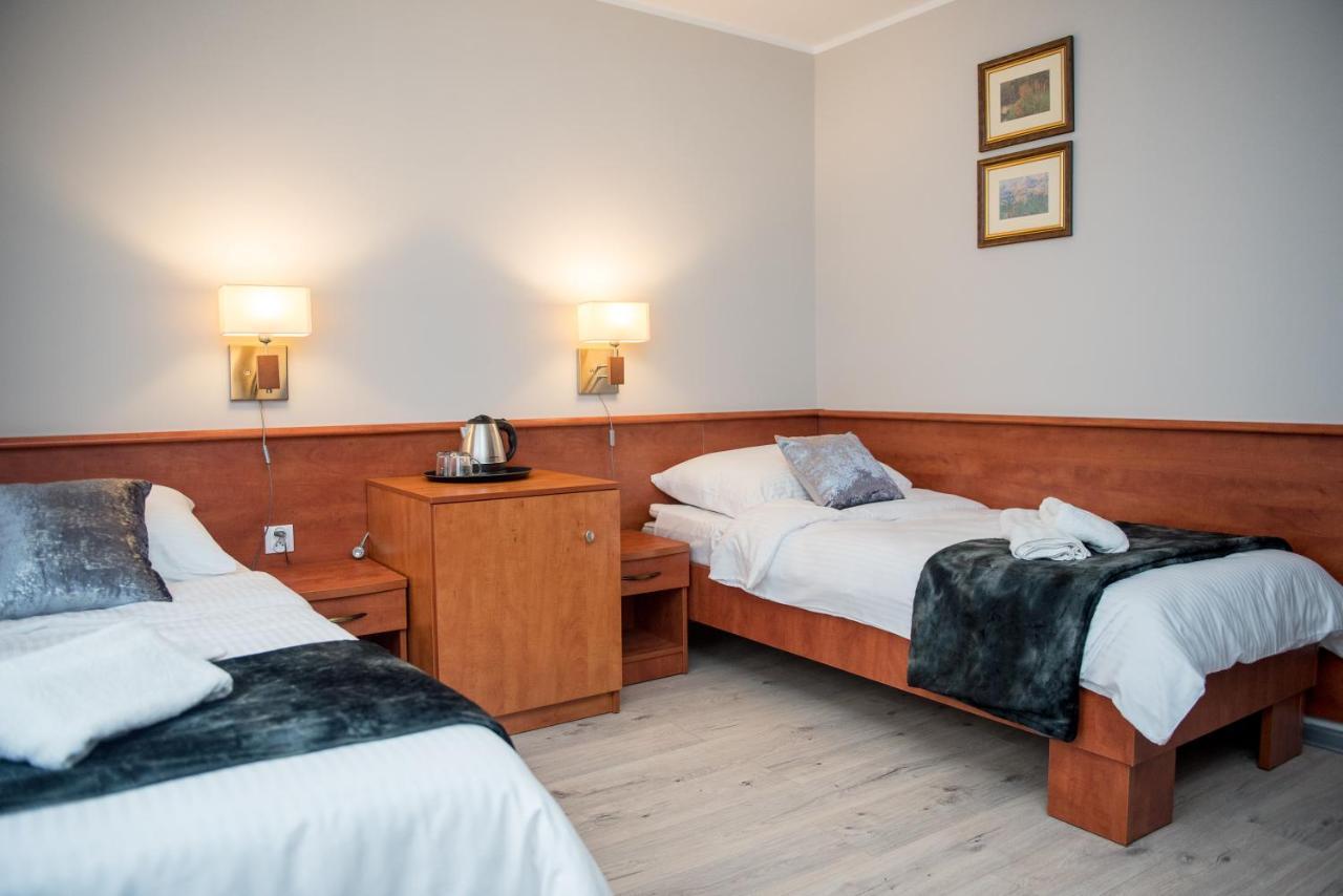Geris Aparthotel Czestochowa Exterior photo